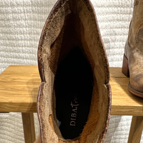 DIBA TRUE West Haven Vintage Distressed Brown Leather Boots size 6.5 MSRP $175 - Picture 8 of 9